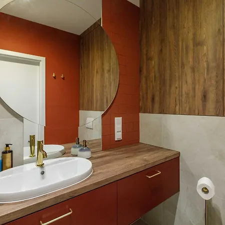 Quorum By Uniquerent Apartment