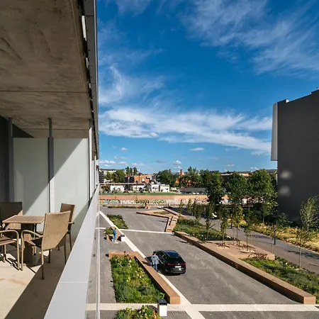 Amber & Wood 5 Min To Old Town Parking River View & Balcony By Uniquerent 아파트 *