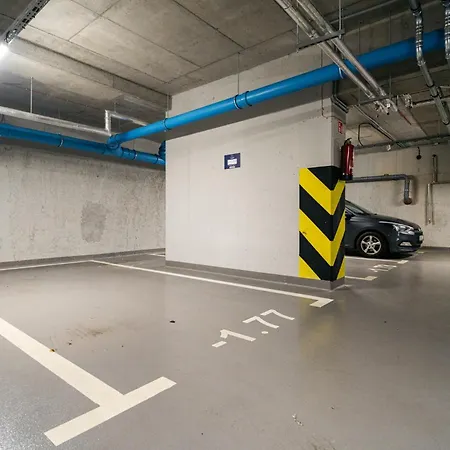 Amber & Wood 5 Min To Old Town Parking River View & Balcony By Uniquerent * 브로츠와프