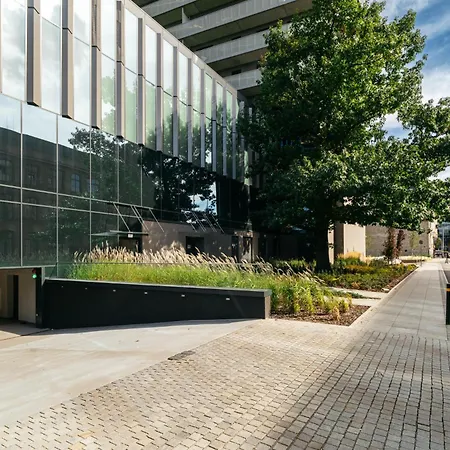 Amber & Wood Harmony By Uniquerent アパート *