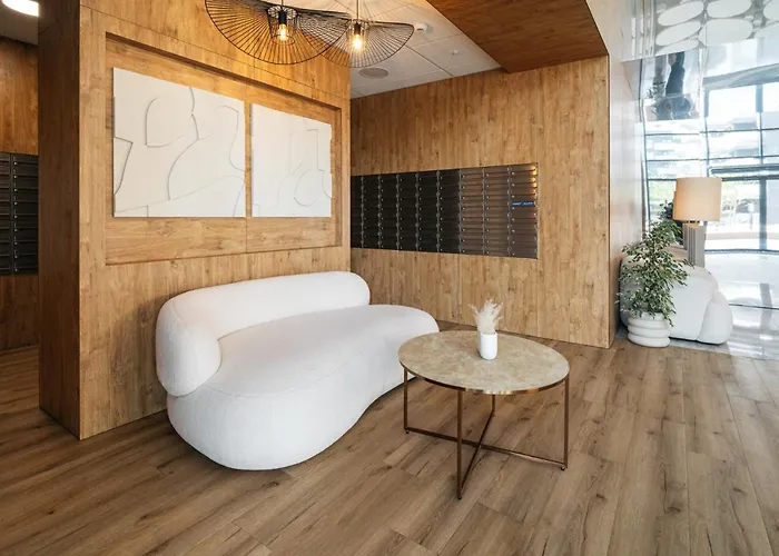 Amber & Wood Harmony By Uniquerent アパート