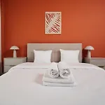 Amber & Wood 5 Min To Old Town Parking River View & Balcony By Uniquerent