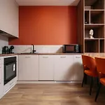 Amber & Wood 5 Min To Old Town Parking River View & Balcony By Uniquerent