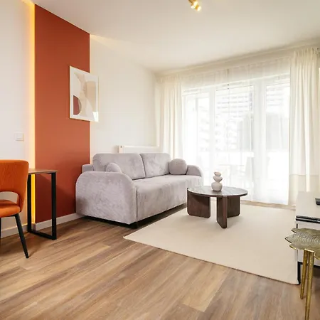 Amber & Wood 5 Min To Old Town Parking River View & Balcony By Uniquerent Appartement