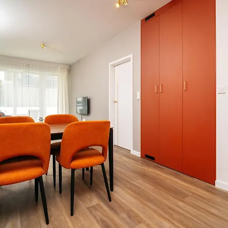 Amber & Wood 5 Min To Old Town Parking River View & Balcony By Uniquerent Appartement *
