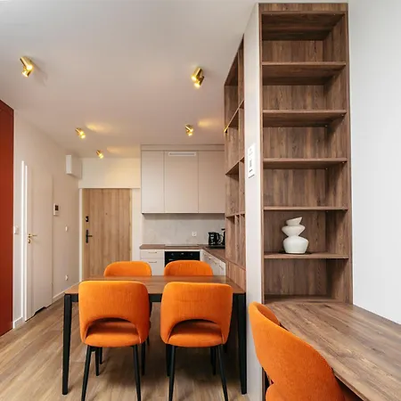 Amber & Wood 5 Min To Old Town Parking River View & Balcony By Uniquerent *
