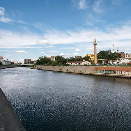 Amber & Wood 5 Min To Old Town Parking River View & Balcony By Uniquerent
